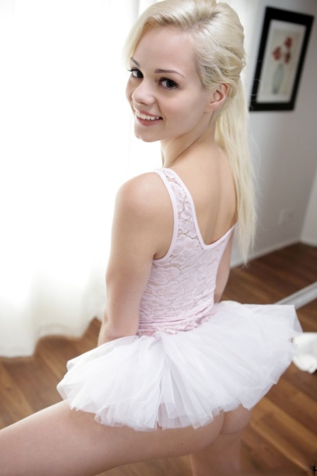 Elsa Jean pornostar artistica archivio