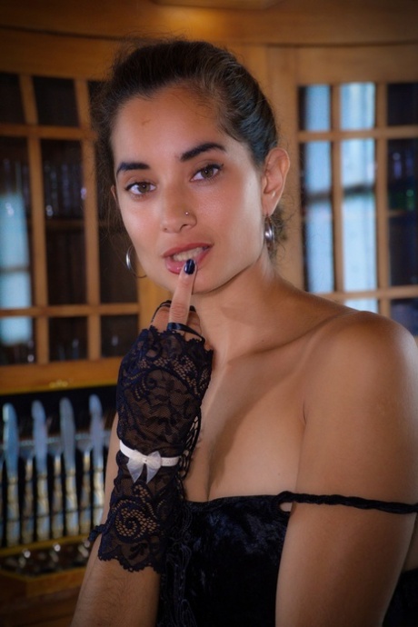 Solange modella porno foto